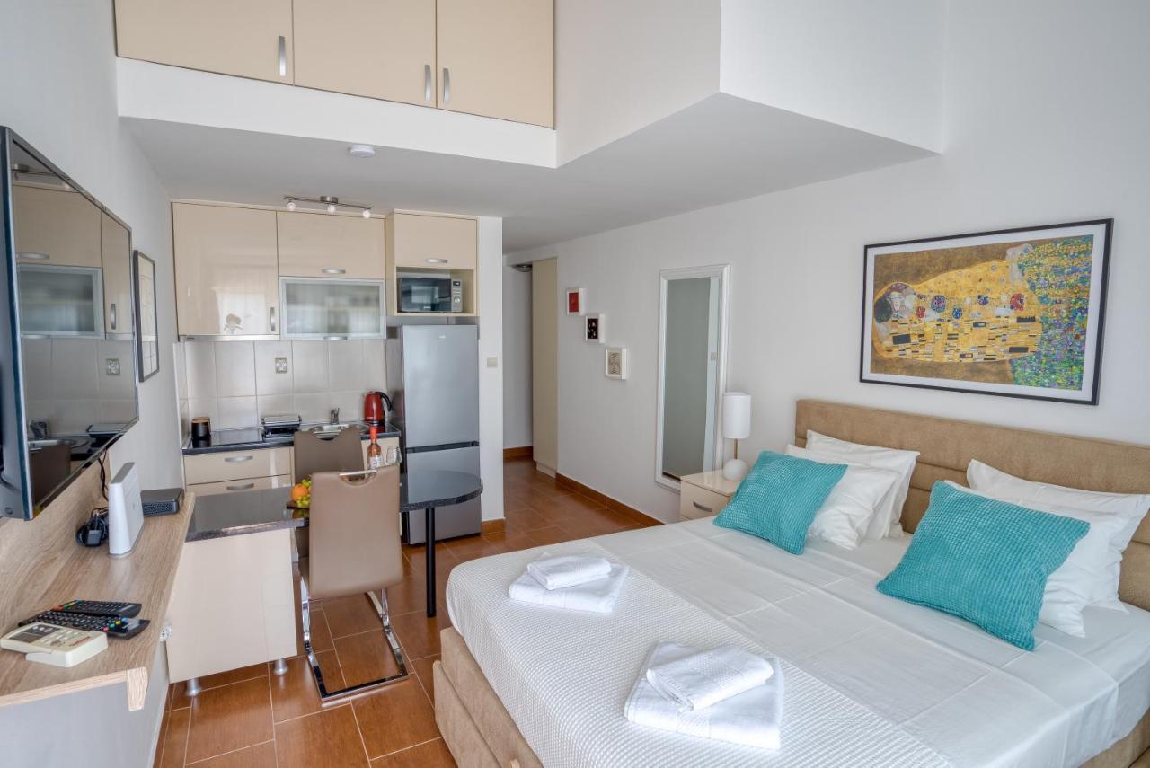 Apartment Elegant Котор Екстер'єр фото